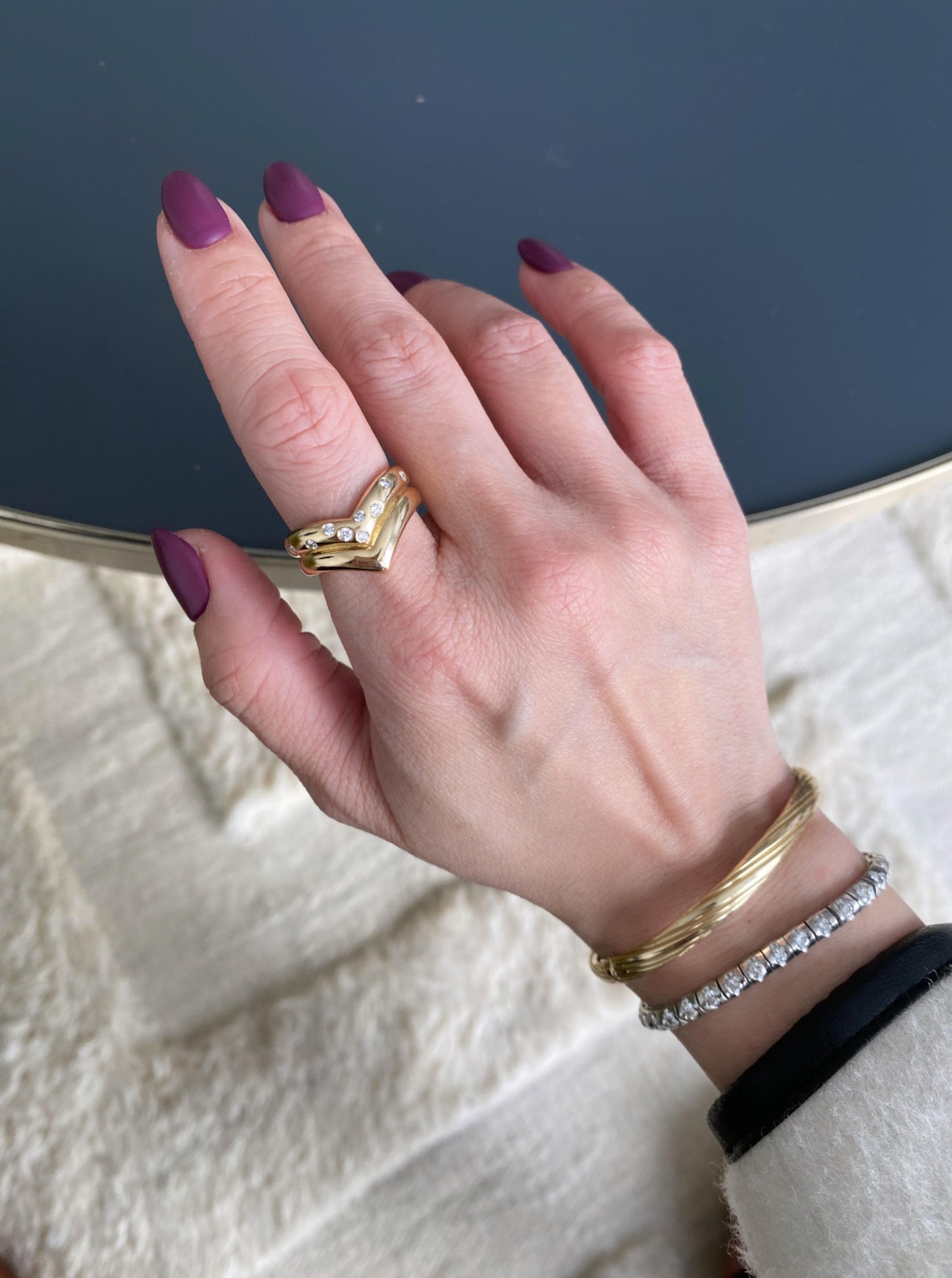 "V" Diamond Stacking Band