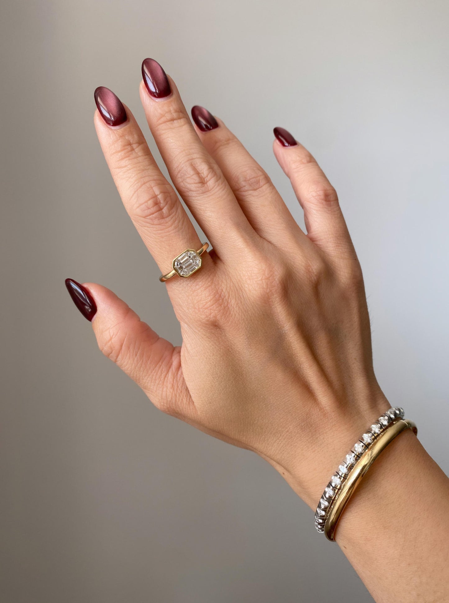 Bezel East West Emerald Seamless Diamond Cluster Ring