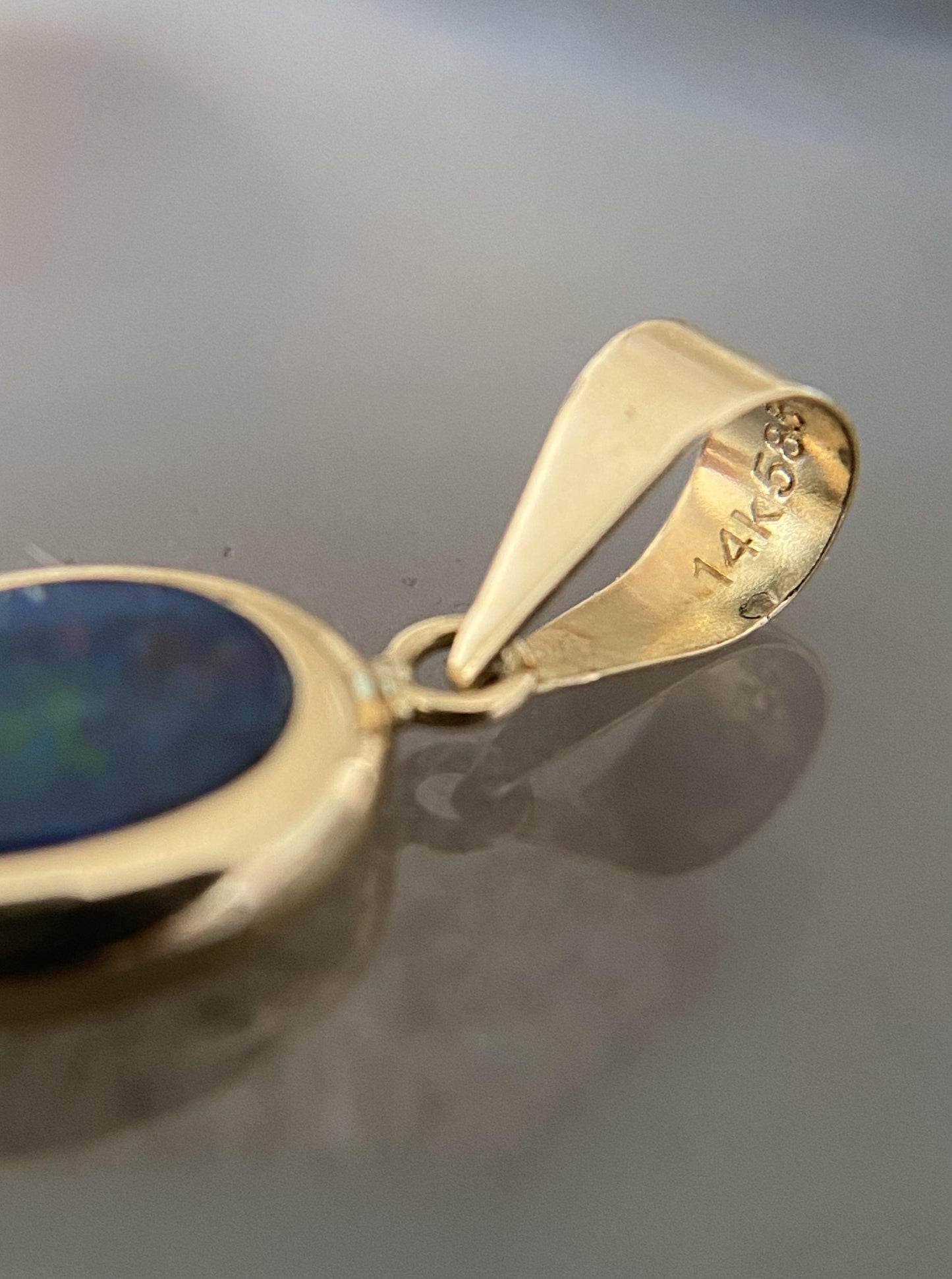 Blouder Black Opal Charms