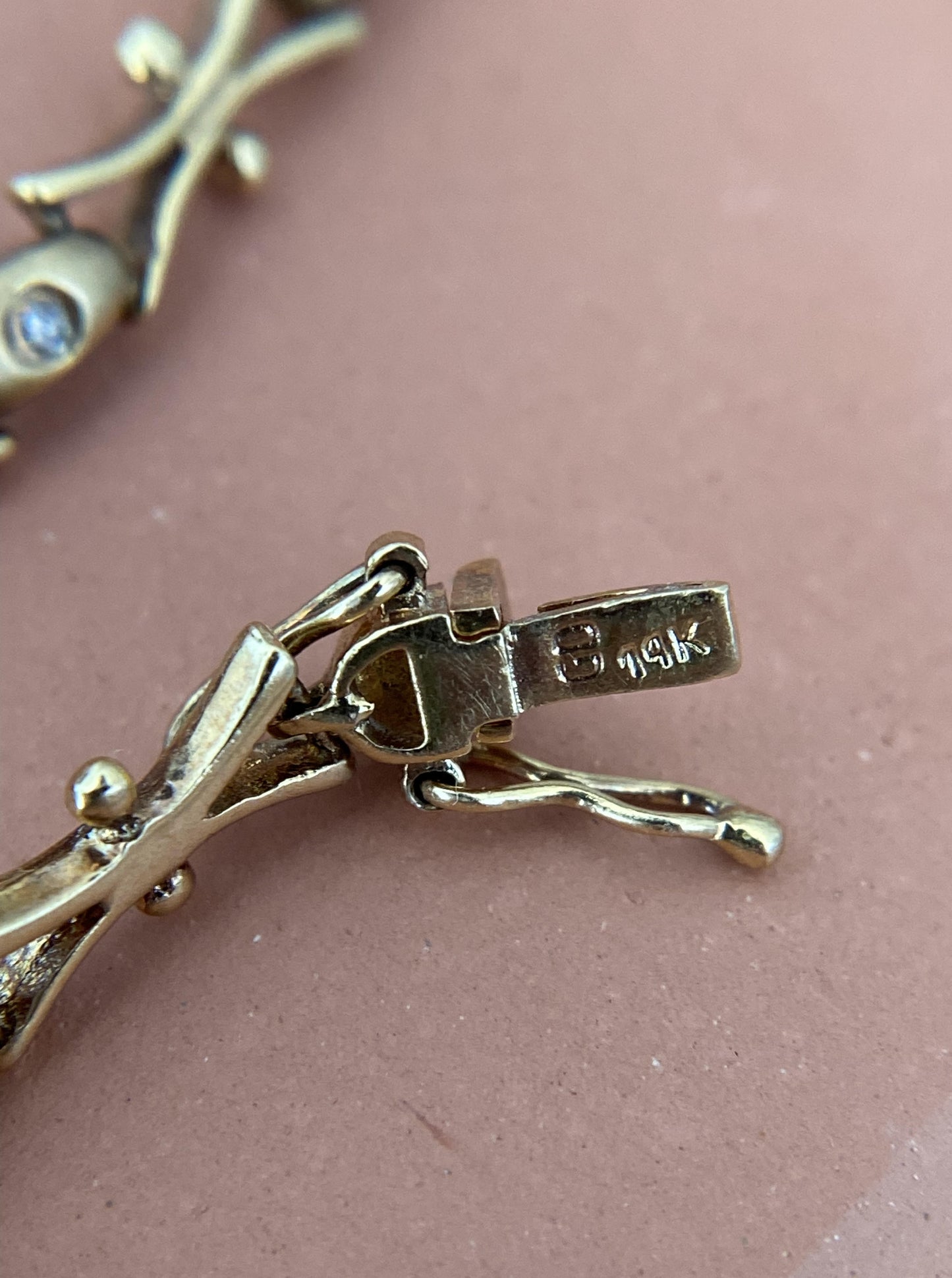 Vintage XoXo Bracelet