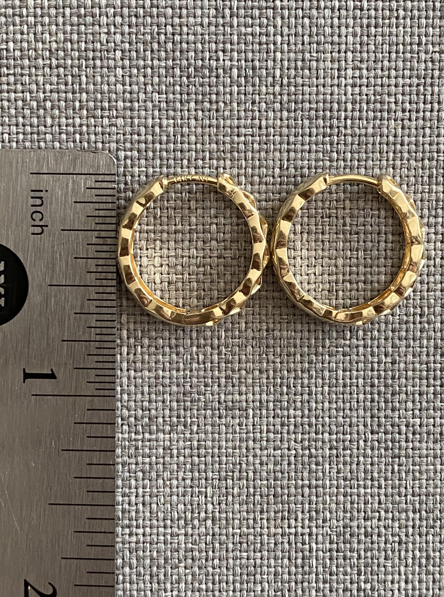 Pineapple Cut Hoops