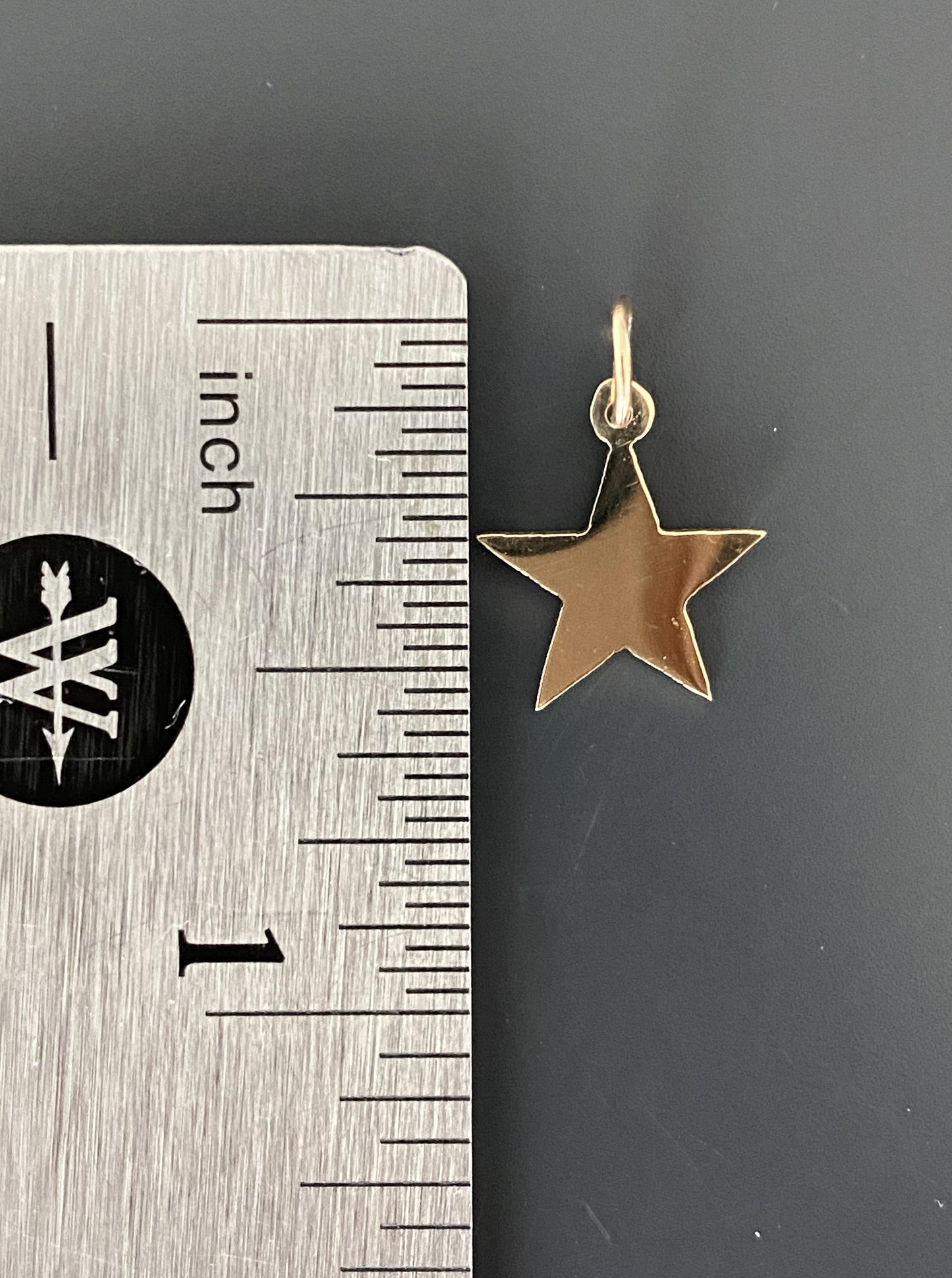 Thin Star Charm