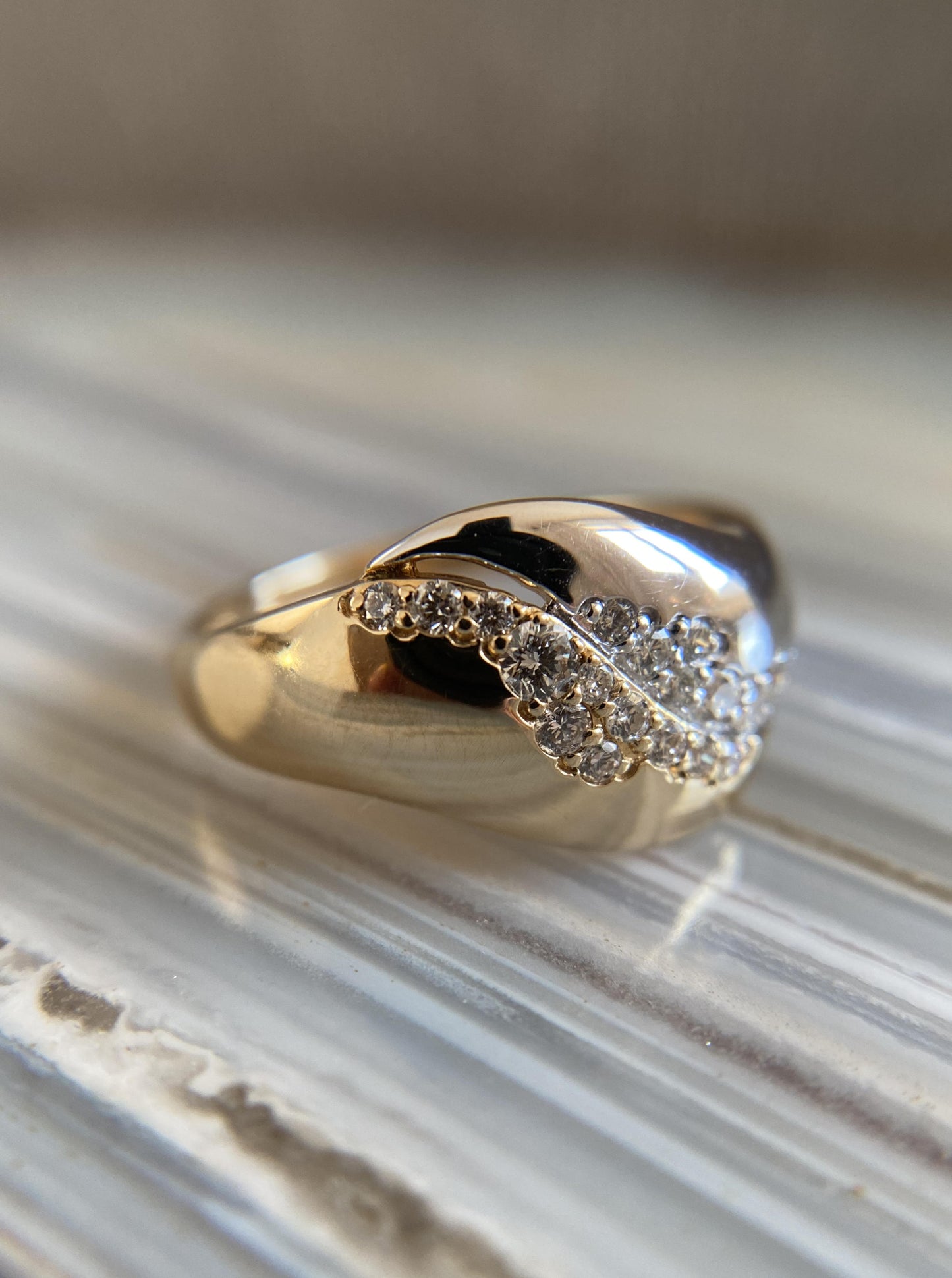 Puffy Two Tone Diamond Band