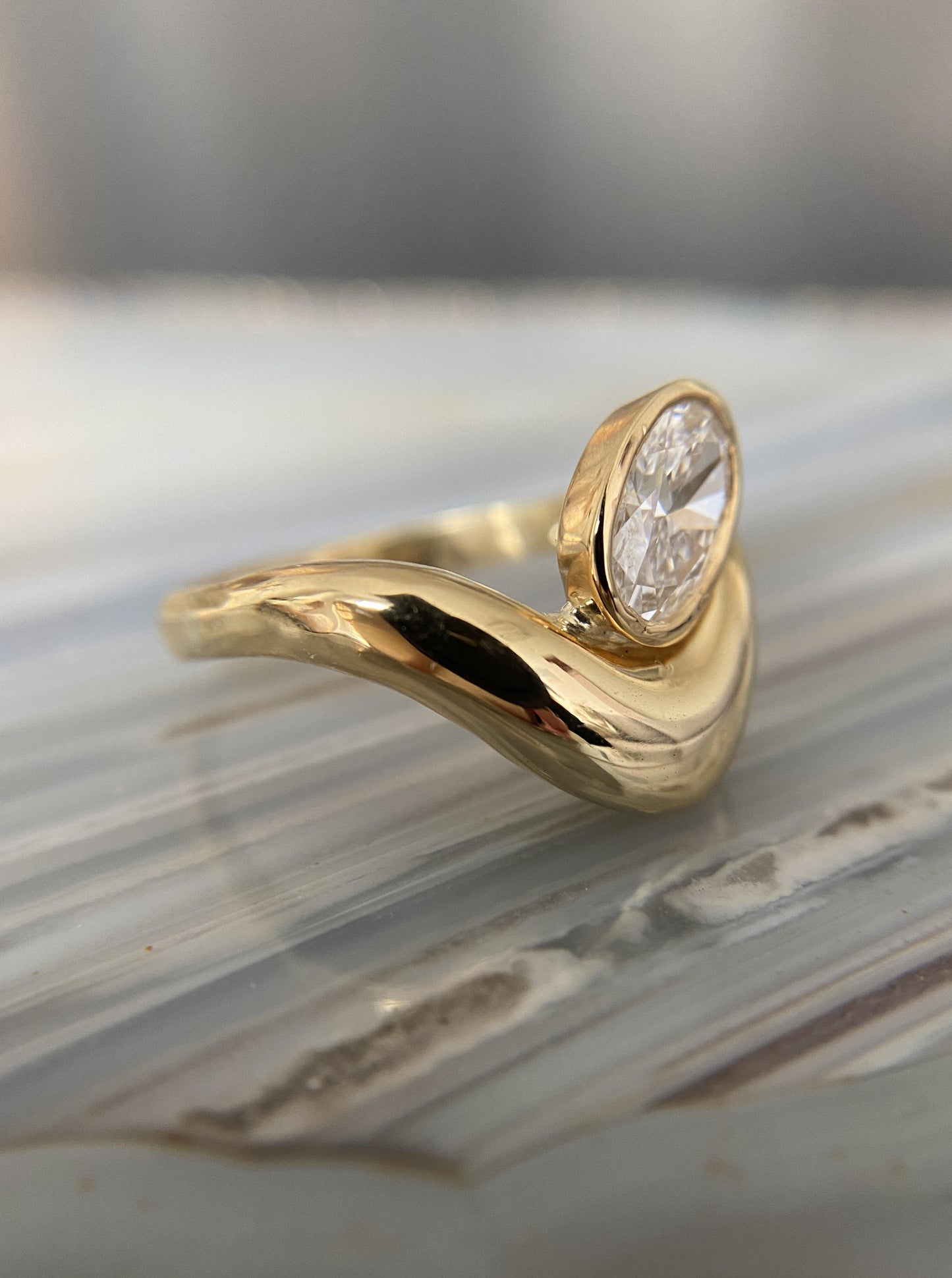Curved Oval Bezel Lab Diamond Band