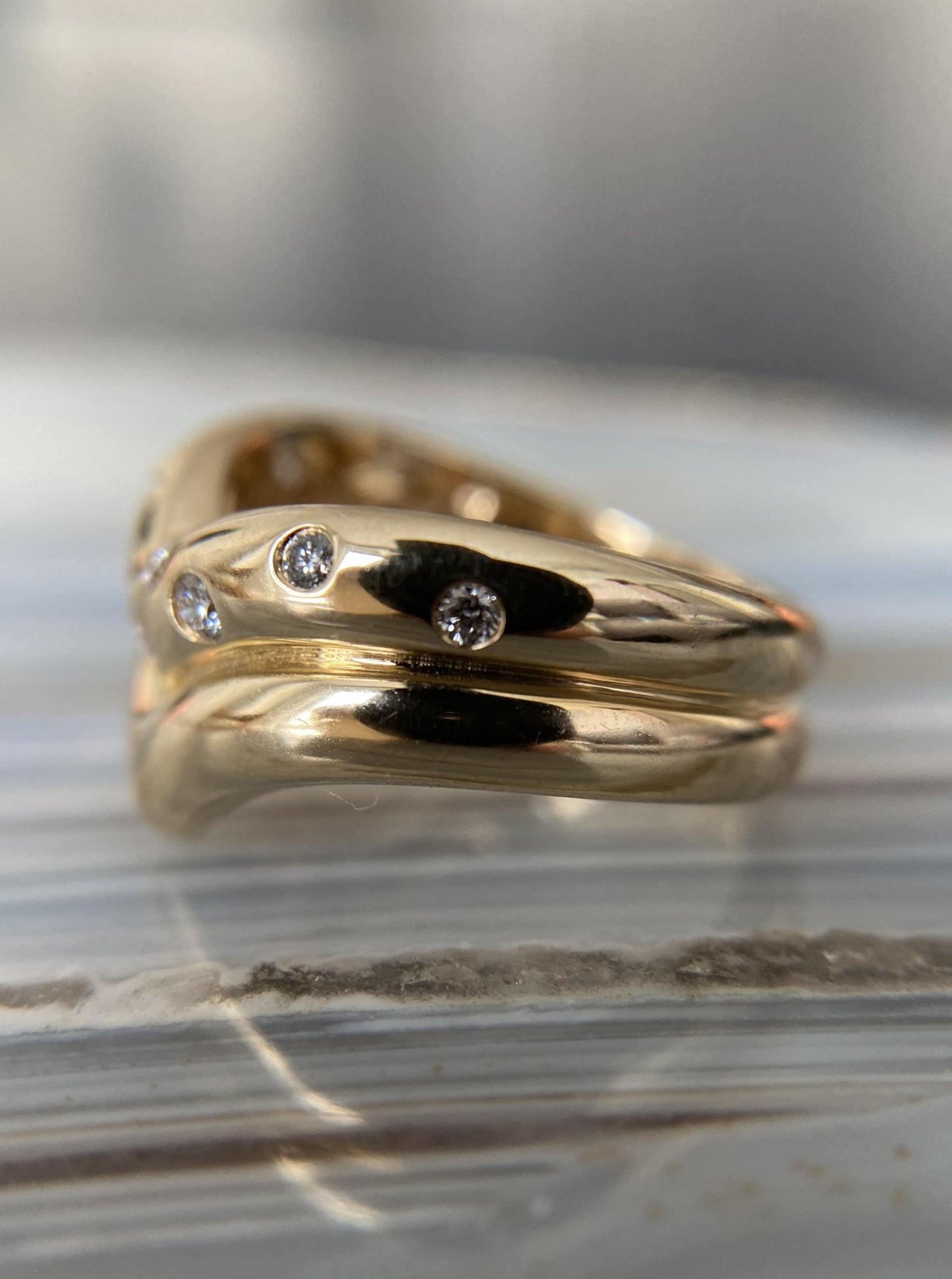 "V" Diamond Stacking Band