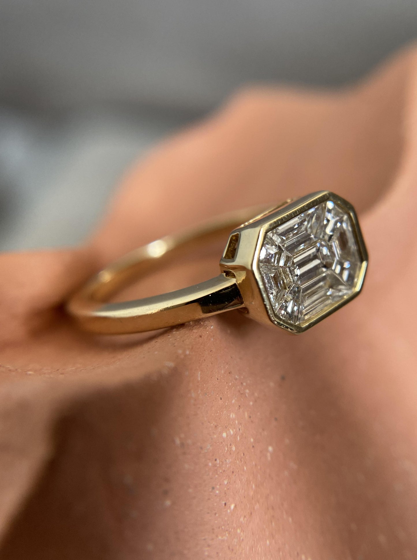 Bezel East West Emerald Seamless Diamond Cluster Ring