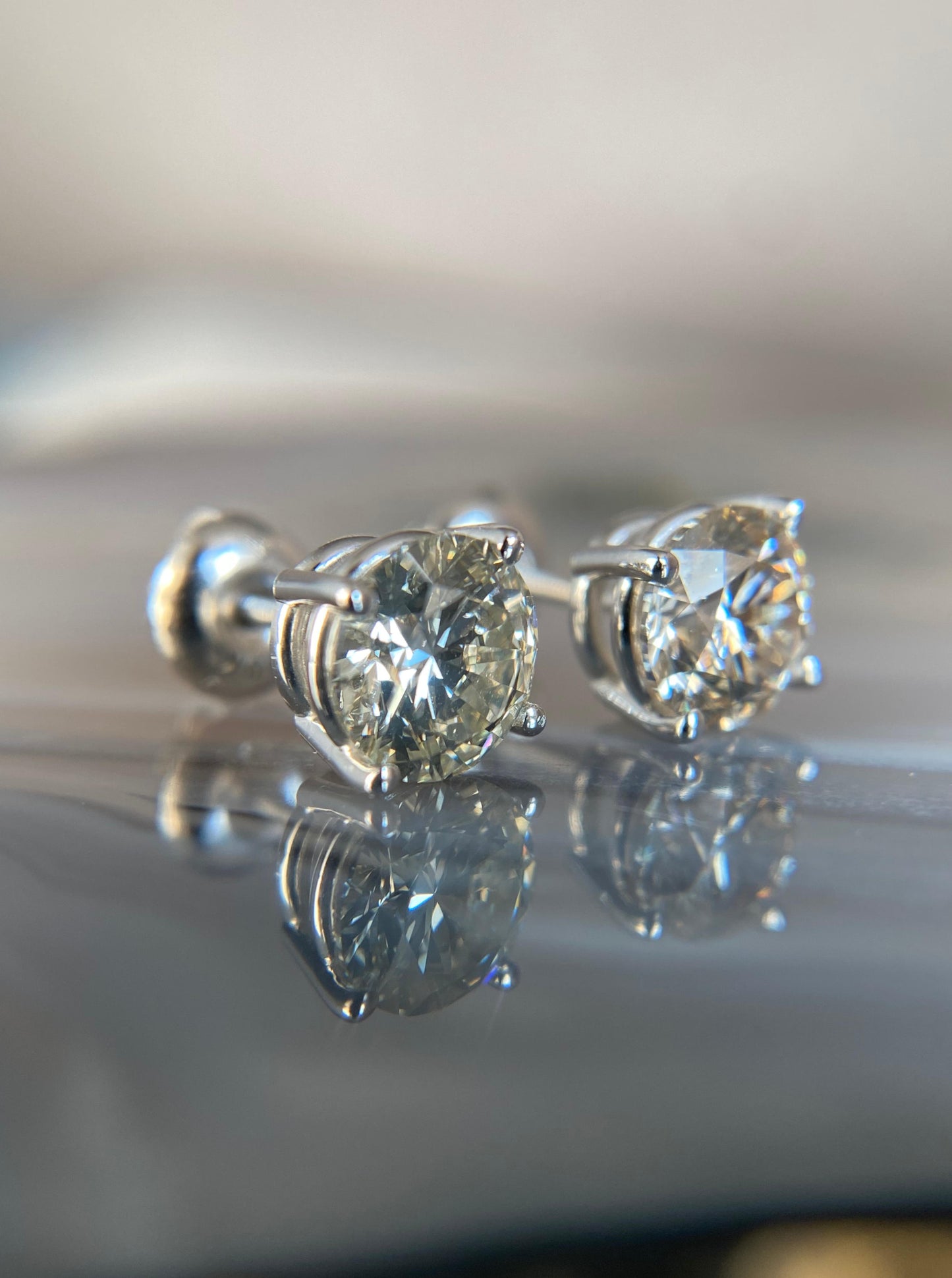 Natural Diamond Studs (2ct)