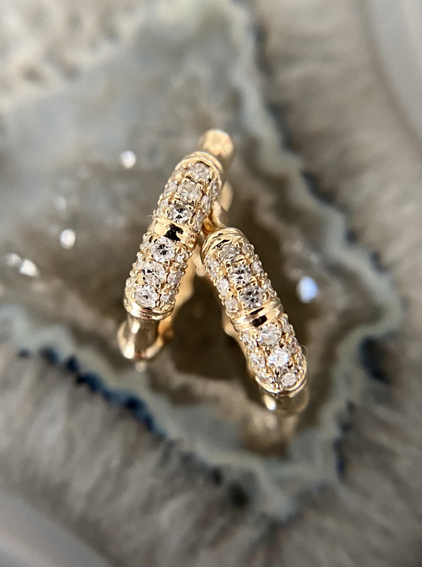 Small Cluster Diamond Hoops