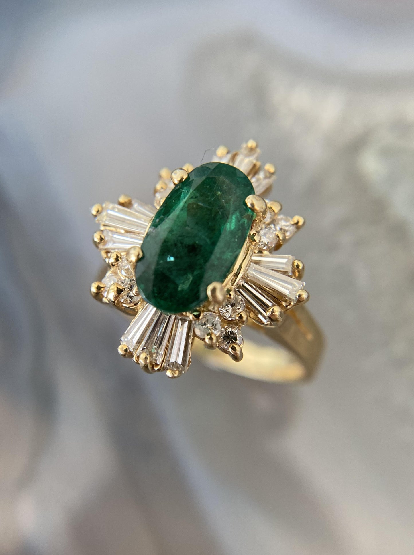Vintage Emerald Ballerina Ring